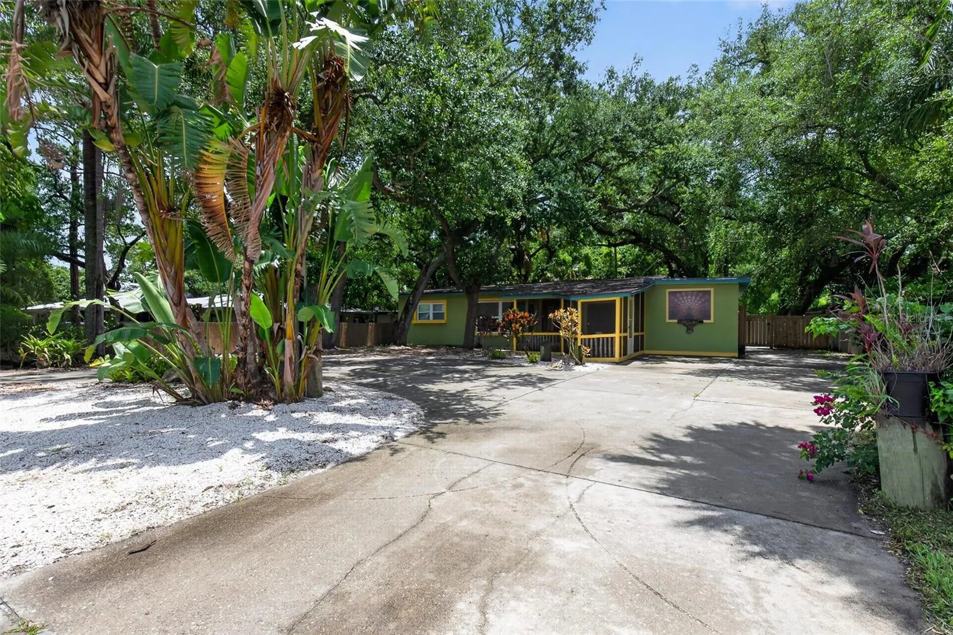 6270 62nd Avenue N Pinellas Park FL 33781