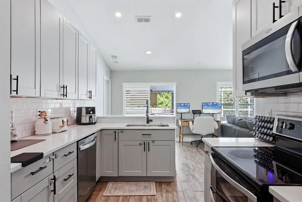 306 111th Street E Bradenton FL 34212