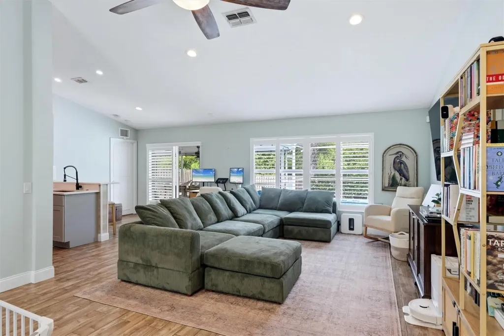 306 111th Street E Bradenton FL 34212