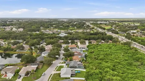 306 111th Street E Bradenton FL 34212