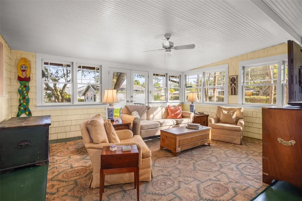 458 Scotland Street Dunedin FL 34698