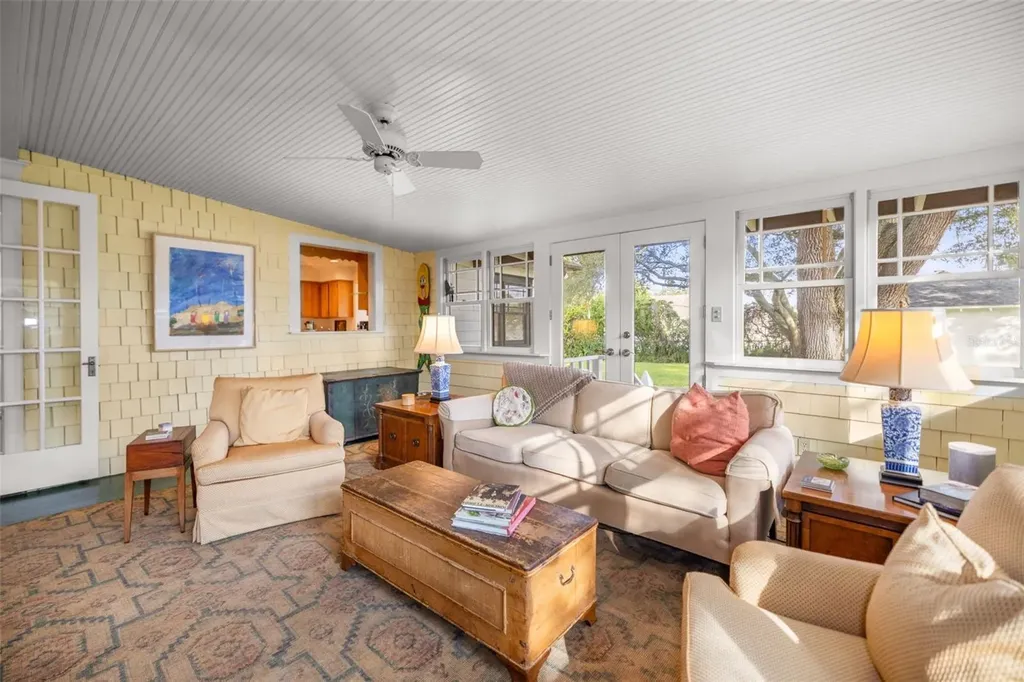 458 Scotland Street Dunedin FL 34698