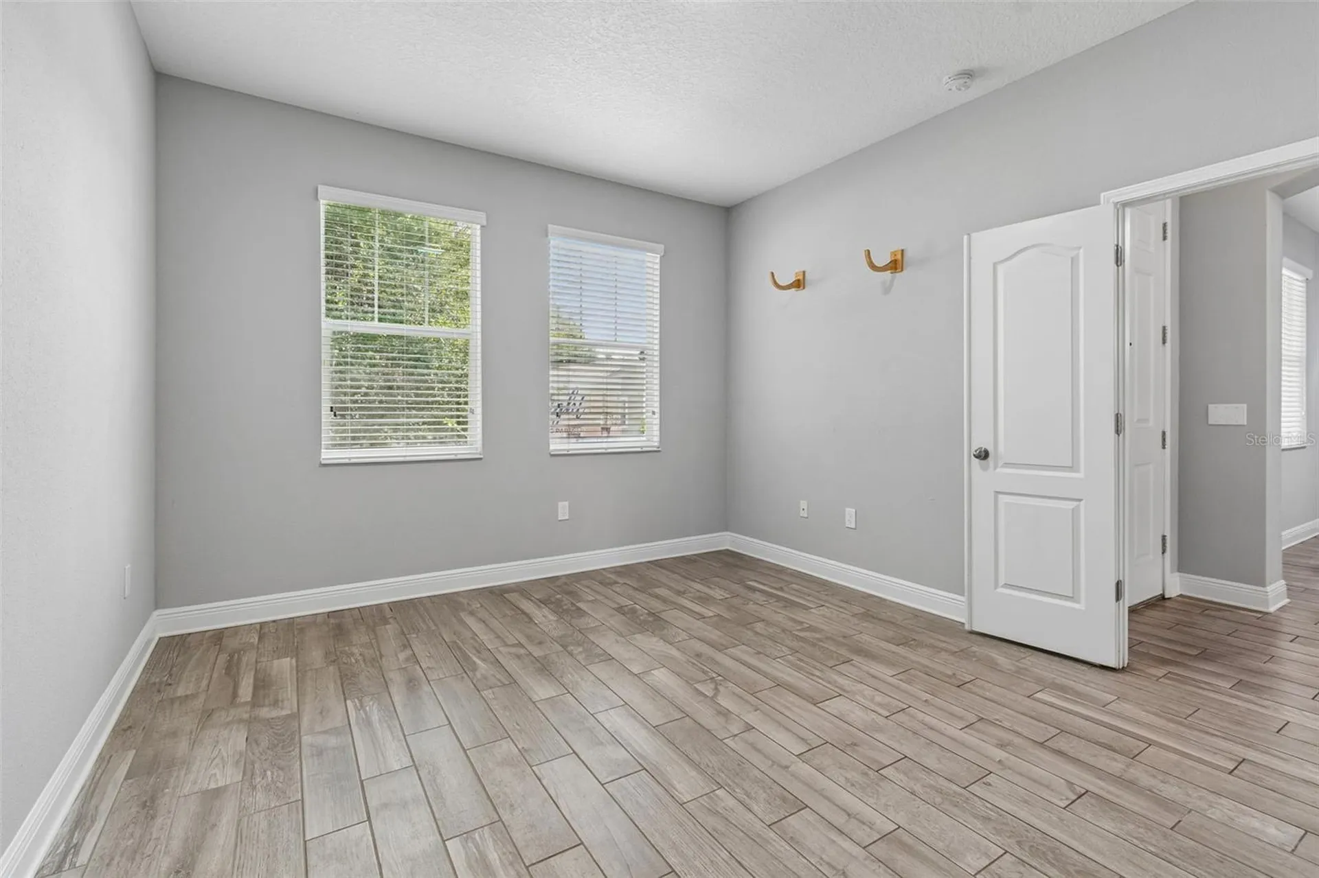 1216 E Giddens Avenue Tampa FL 33603