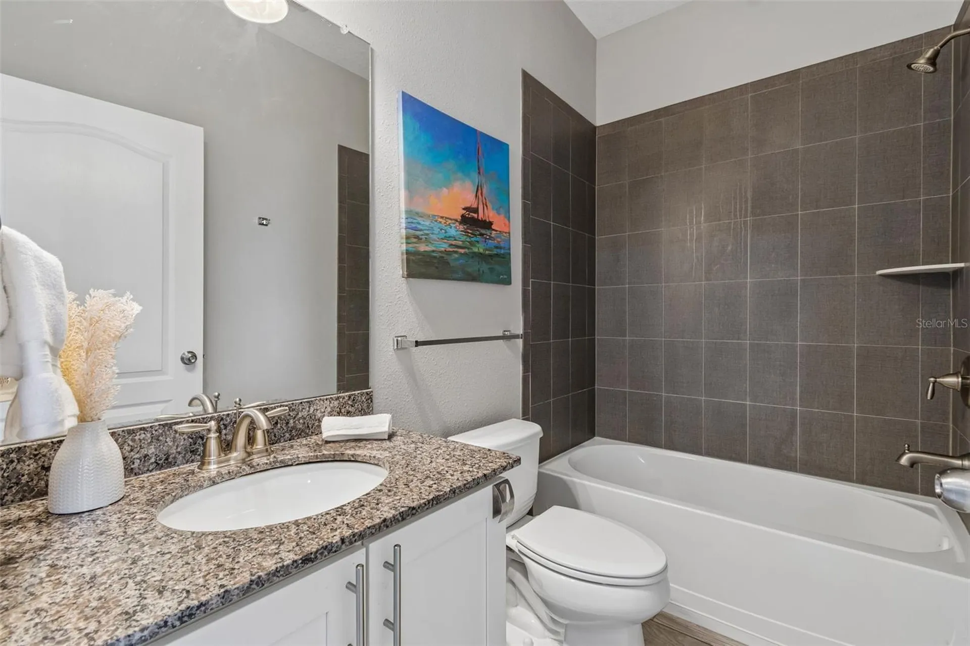 1216 E Giddens Avenue Tampa FL 33603