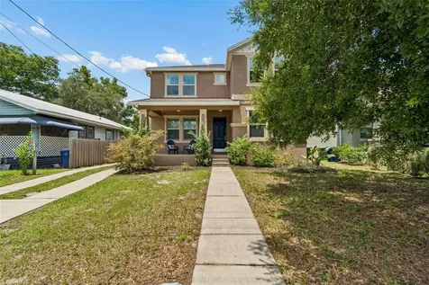 1216 E Giddens Avenue Tampa FL 33603