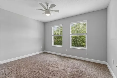 1216 E Giddens Avenue Tampa FL 33603