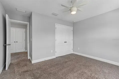 1216 E Giddens Avenue Tampa FL 33603