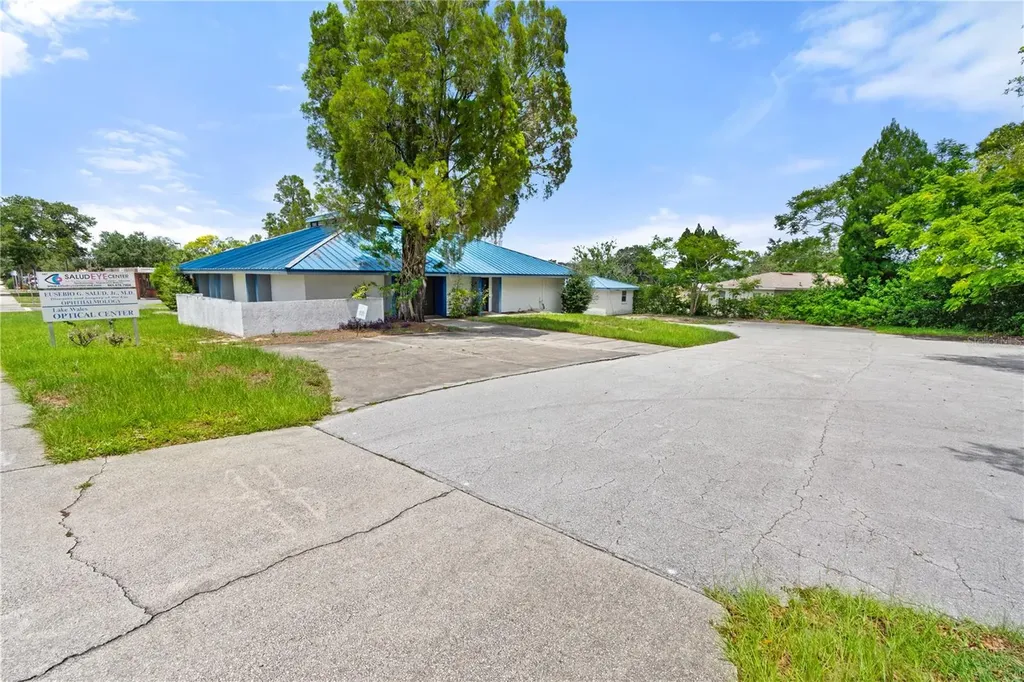 441 S 11th Street Lake Wales FL 33853