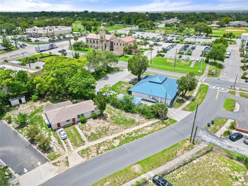 441 S 11th Street Lake Wales FL 33853