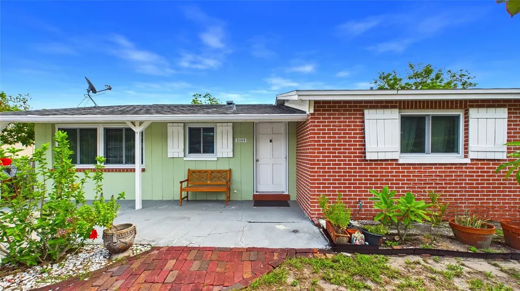 2809 Edenwood Street Clearwater FL 33759