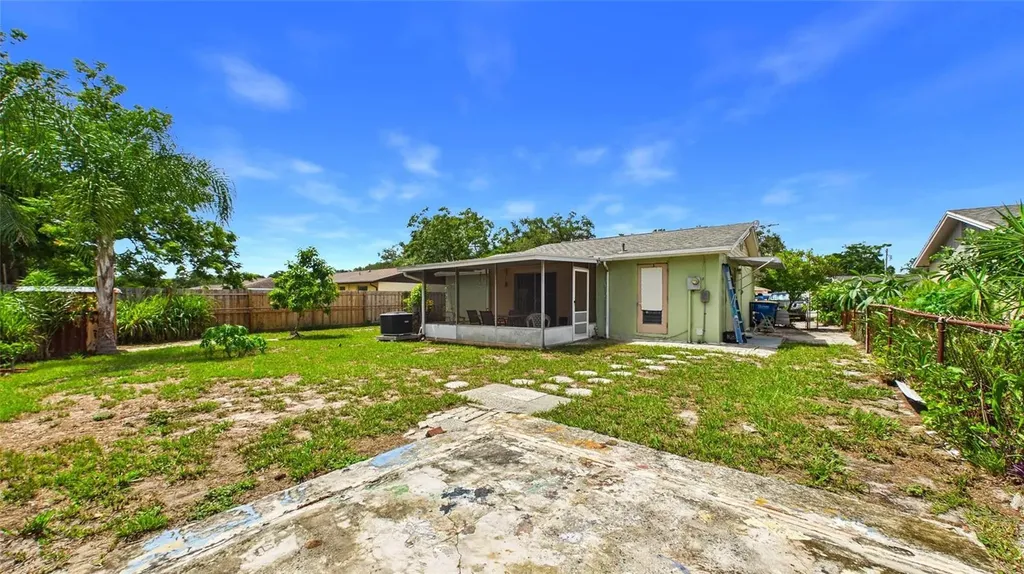 2809 Edenwood Street Clearwater FL 33759
