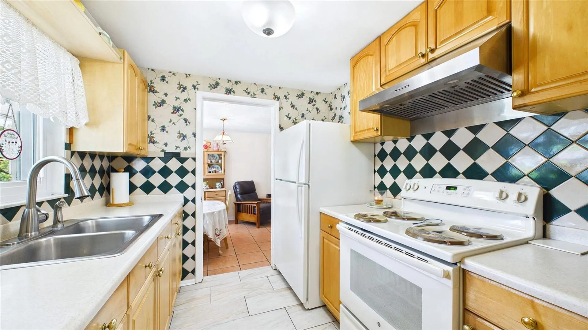 2809 Edenwood Street Clearwater FL 33759
