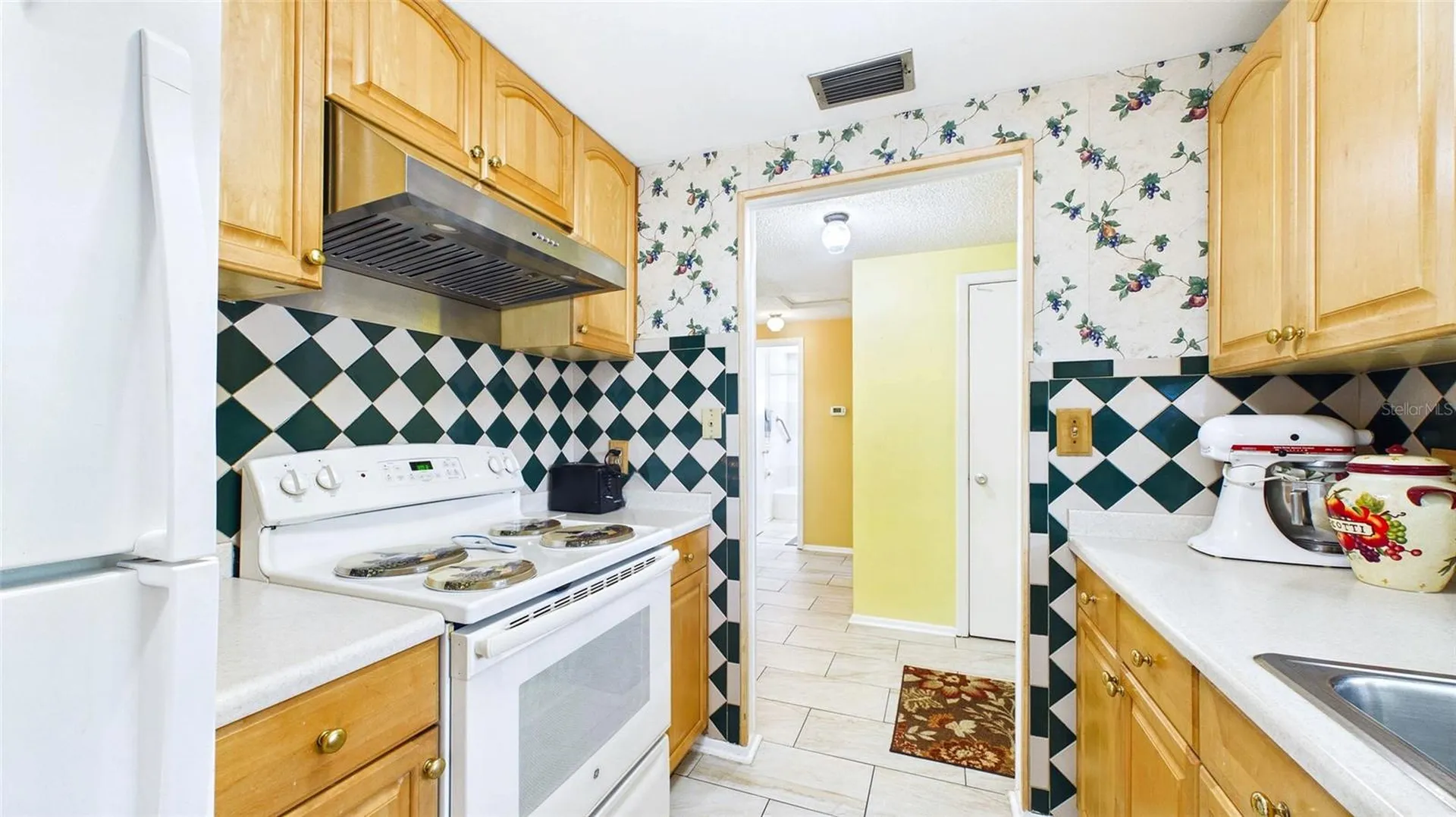 2809 Edenwood Street Clearwater FL 33759
