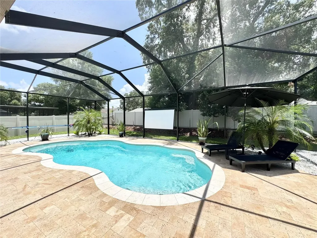 212 Montara Drive Seffner FL 33584