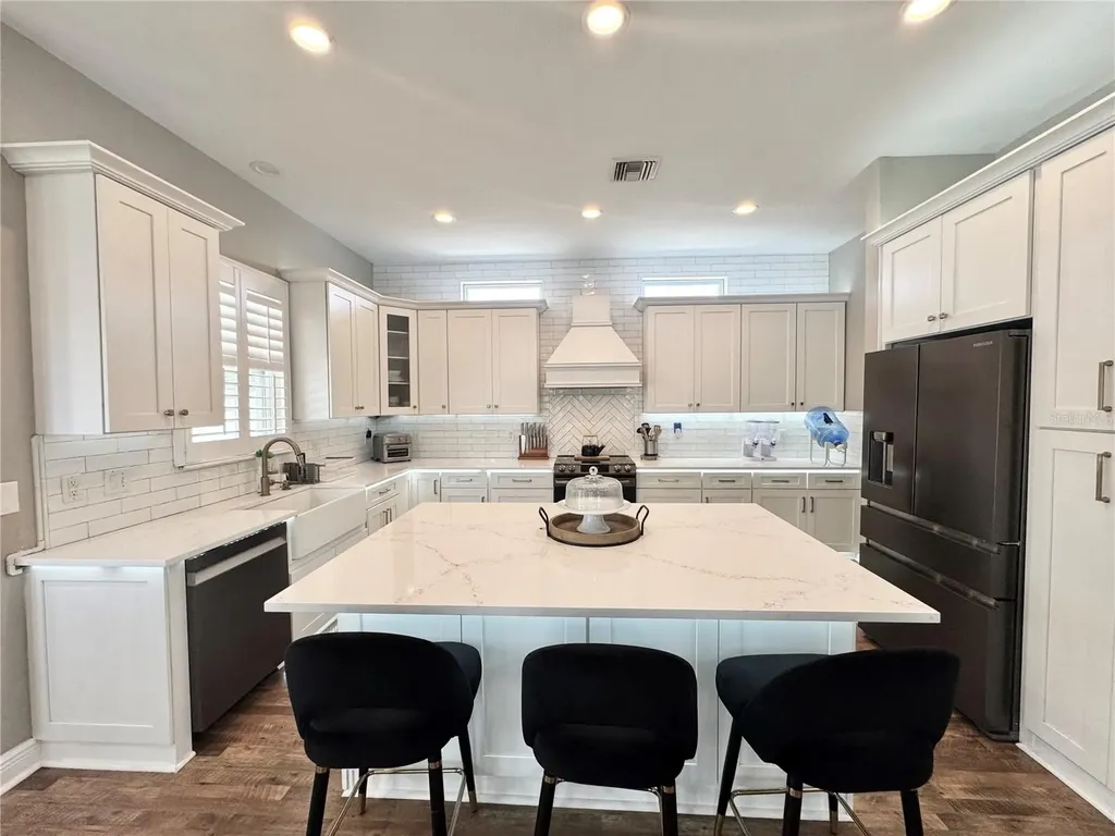 212 Montara Drive Seffner FL 33584