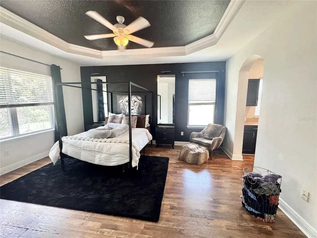 212 Montara Drive Seffner FL 33584
