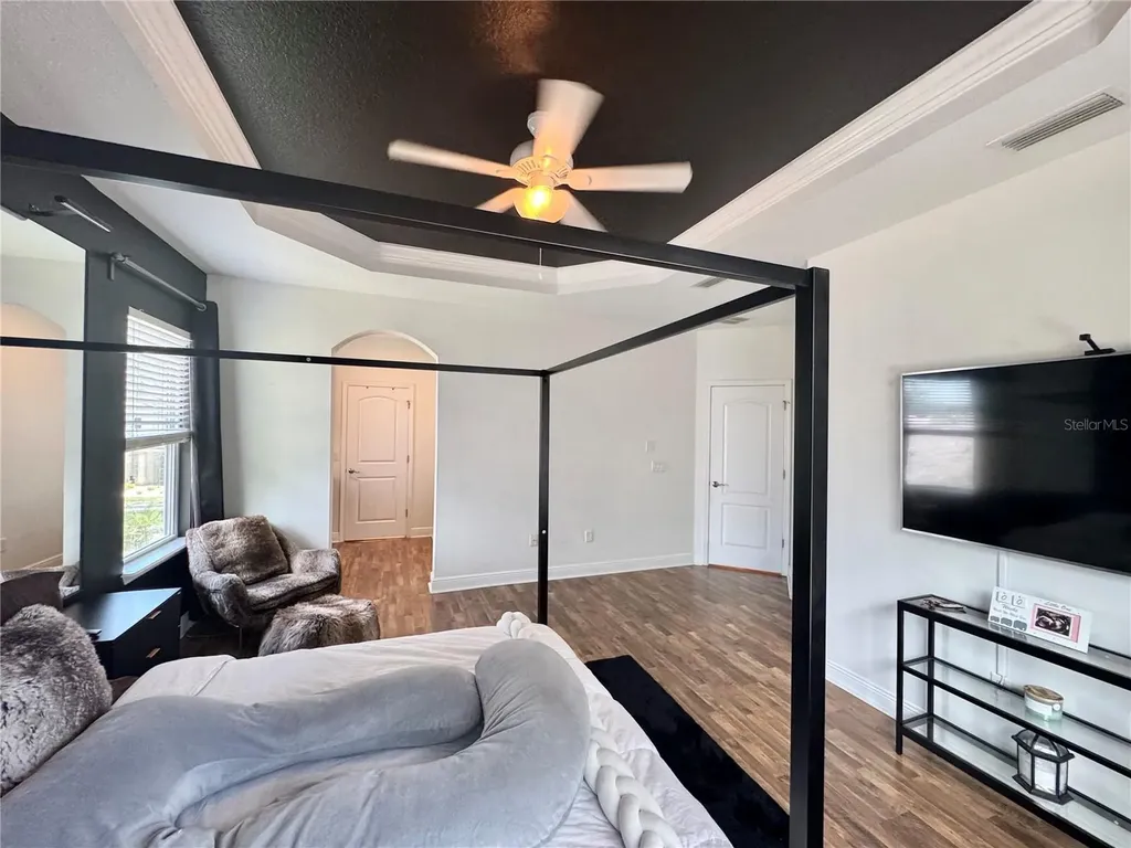 212 Montara Drive Seffner FL 33584