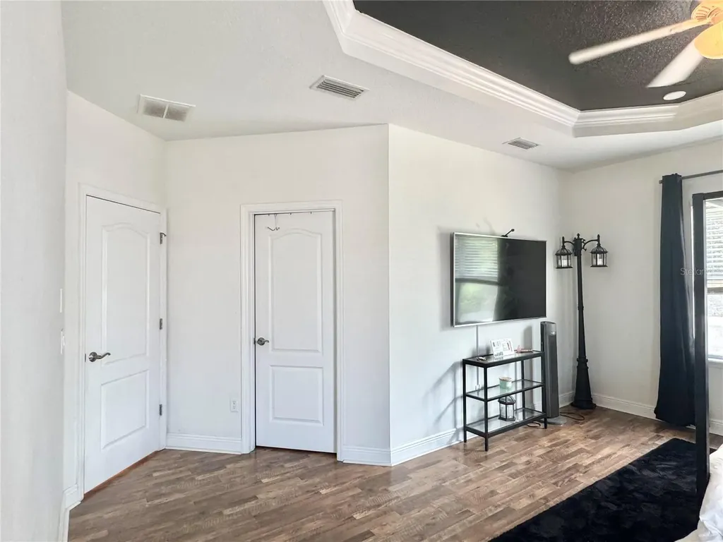 212 Montara Drive Seffner FL 33584