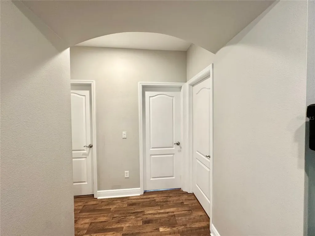 212 Montara Drive Seffner FL 33584