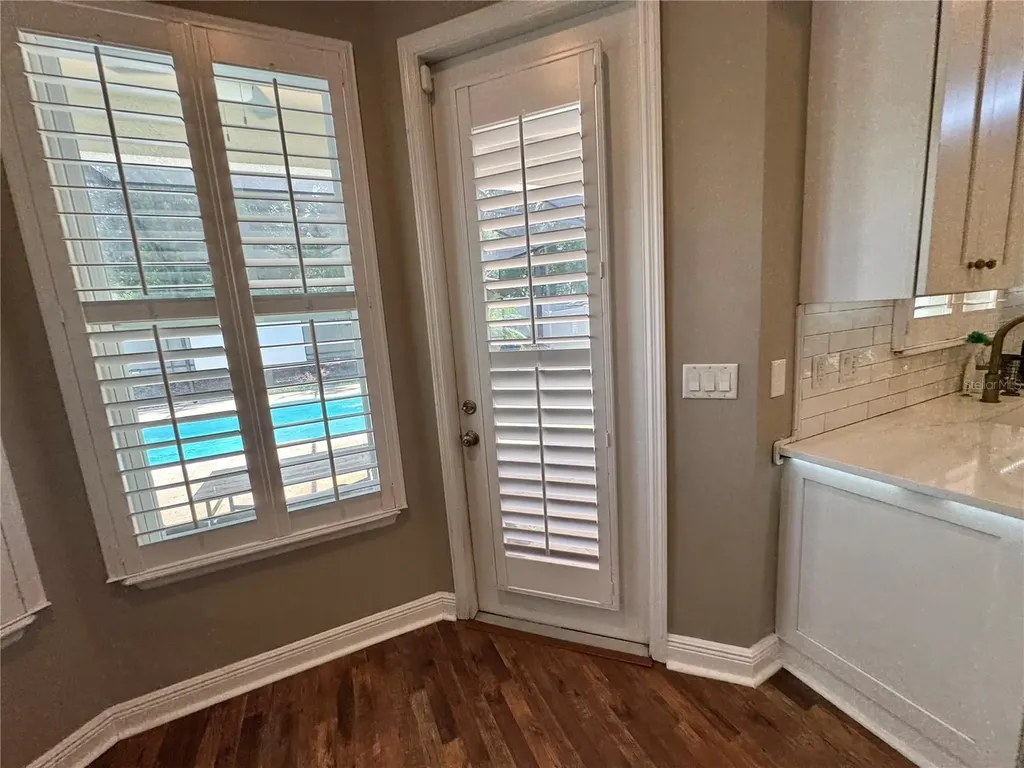 212 Montara Drive Seffner FL 33584