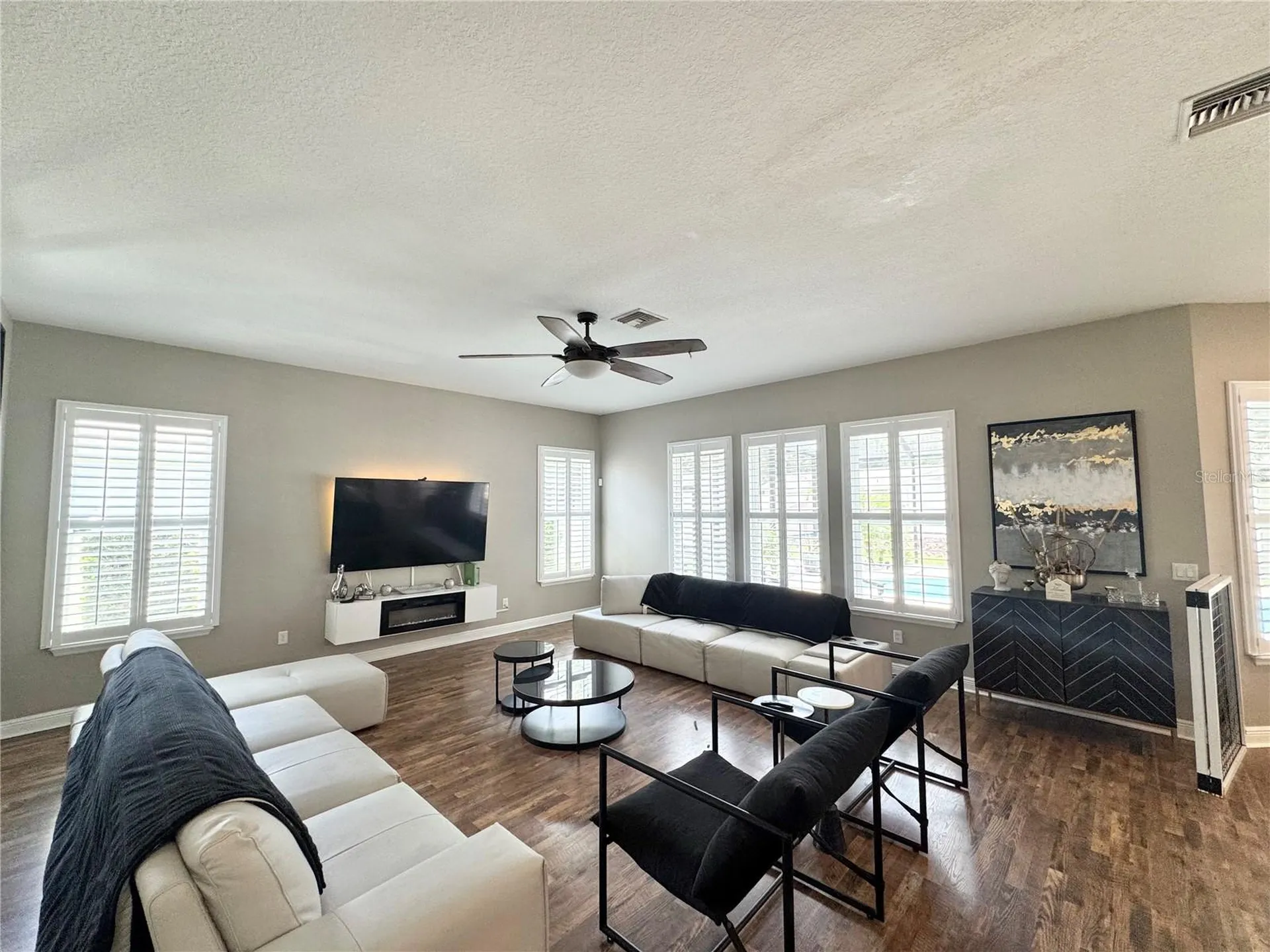 212 Montara Drive Seffner FL 33584