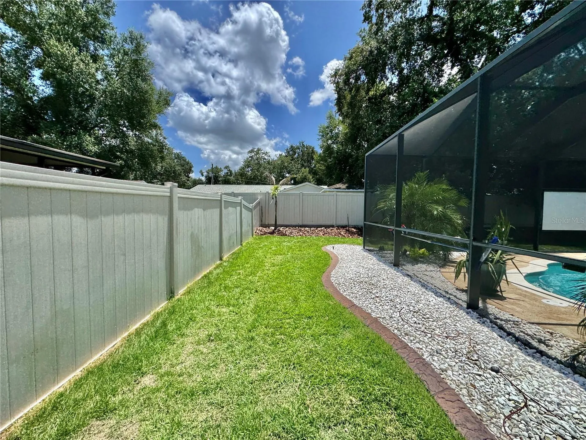 212 Montara Drive Seffner FL 33584