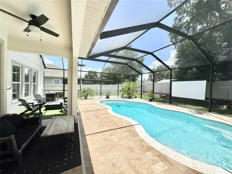 212 Montara Drive Seffner FL 33584