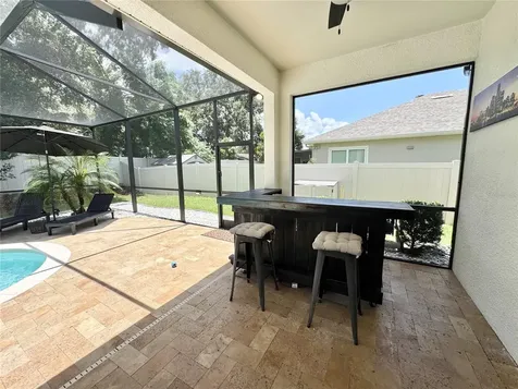 212 Montara Drive Seffner FL 33584