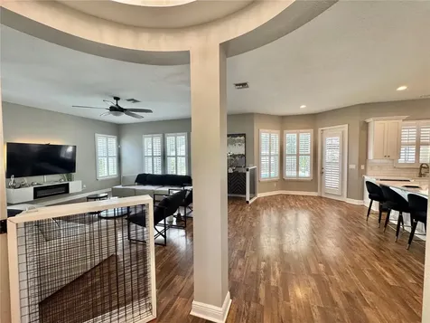 212 Montara Drive Seffner FL 33584