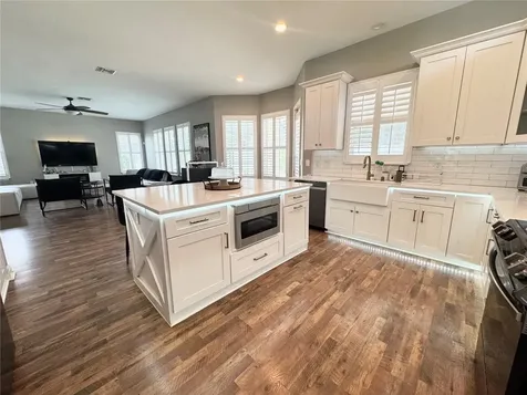 212 Montara Drive Seffner FL 33584
