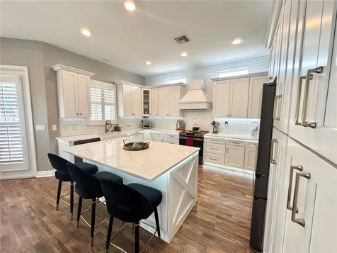 212 Montara Drive Seffner FL 33584