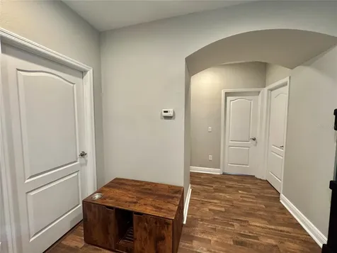 212 Montara Drive Seffner FL 33584