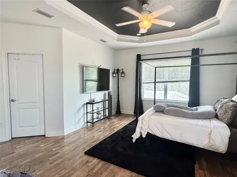 212 Montara Drive Seffner FL 33584