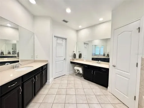 212 Montara Drive Seffner FL 33584
