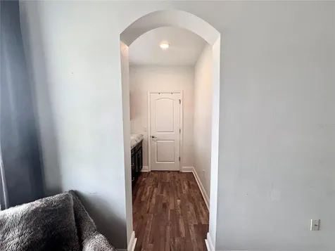 212 Montara Drive Seffner FL 33584