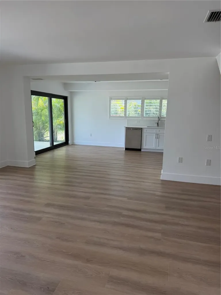 105 Augusta Avenue Palm Harbor FL 34683