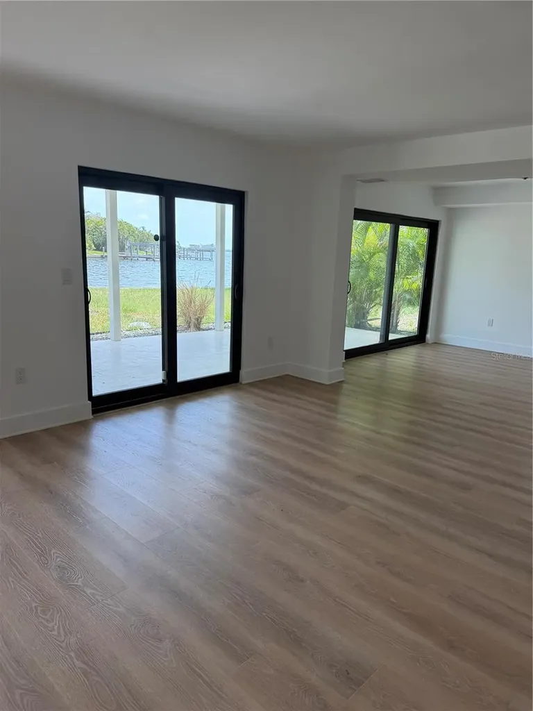 105 Augusta Avenue Palm Harbor FL 34683