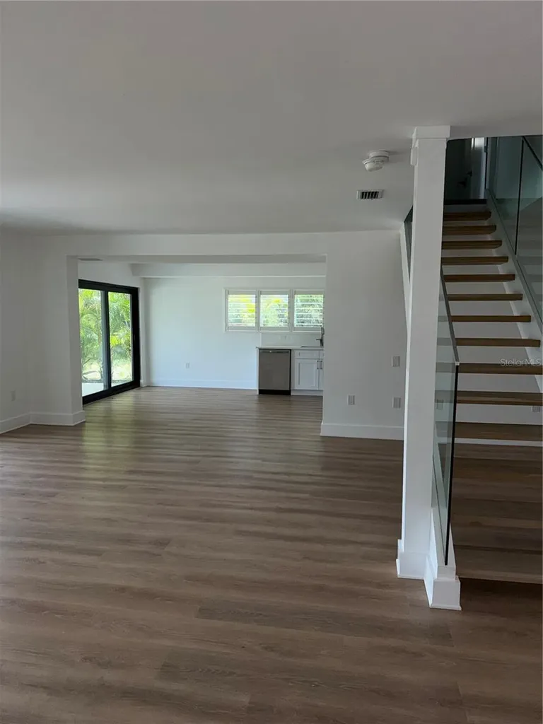 105 Augusta Avenue Palm Harbor FL 34683