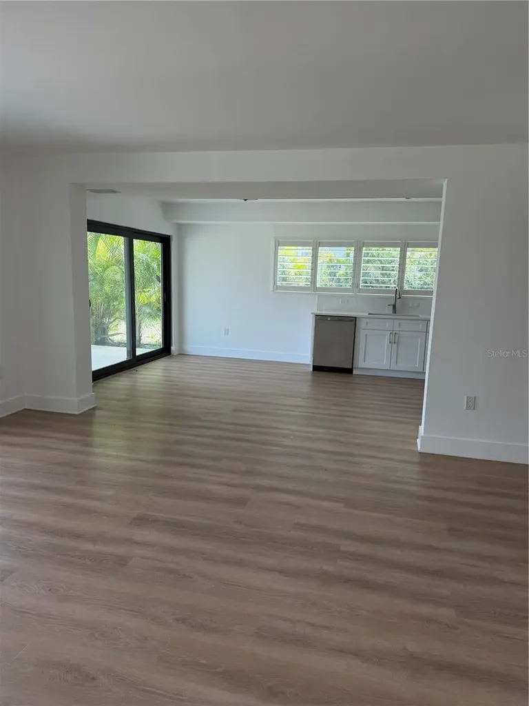 105 Augusta Avenue Palm Harbor FL 34683