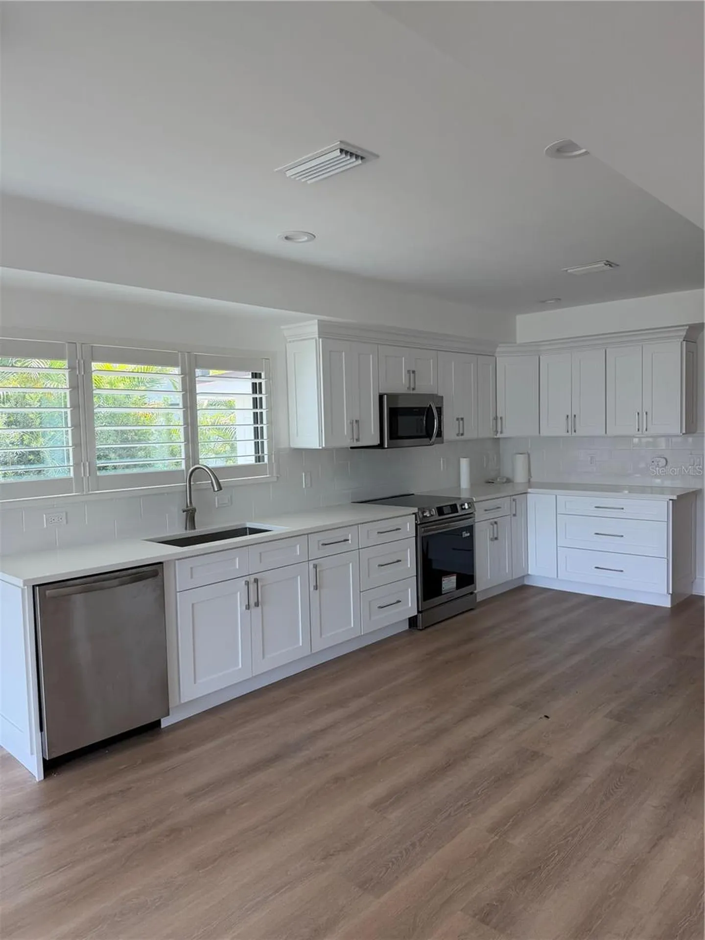 105 Augusta Avenue Palm Harbor FL 34683