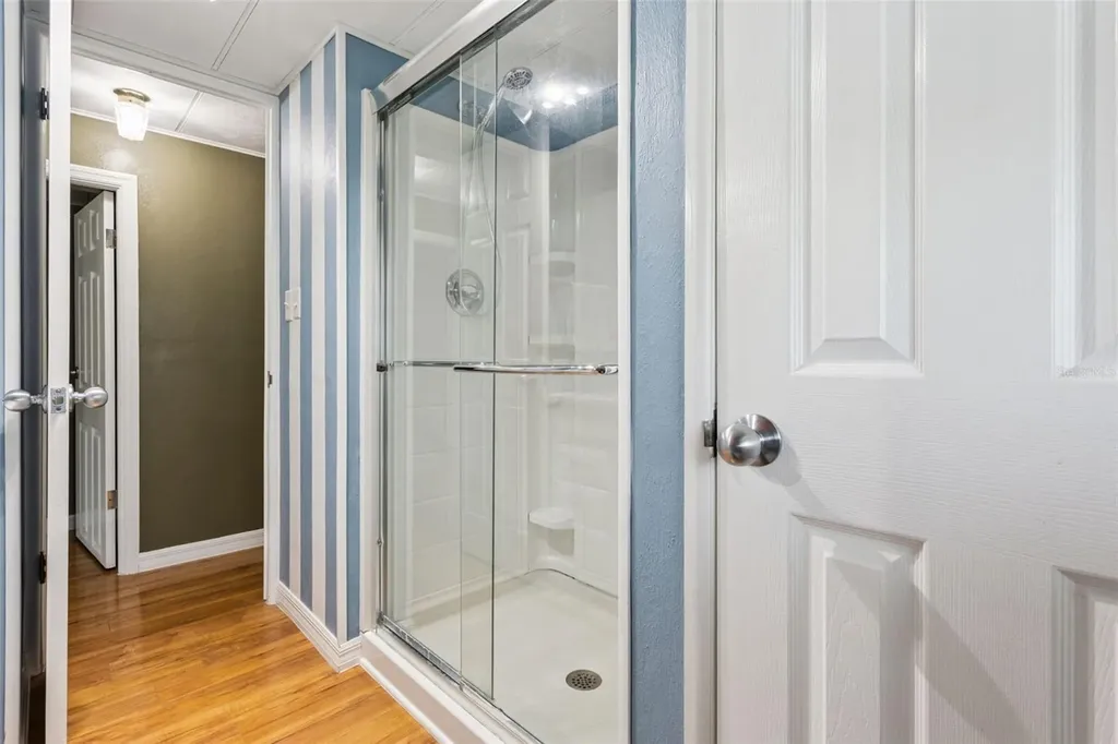 30127 Green Bay Drive Tavares FL 32778