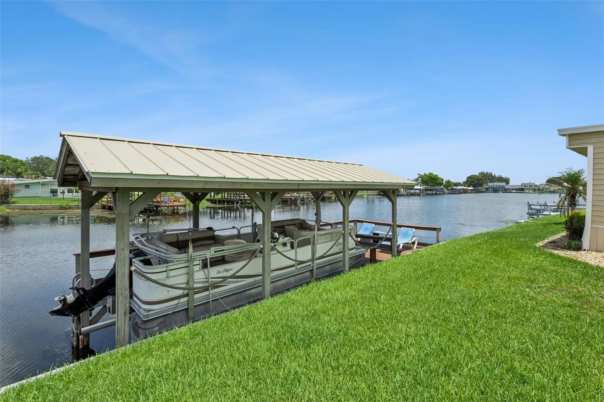 30127 Green Bay Drive Tavares FL 32778