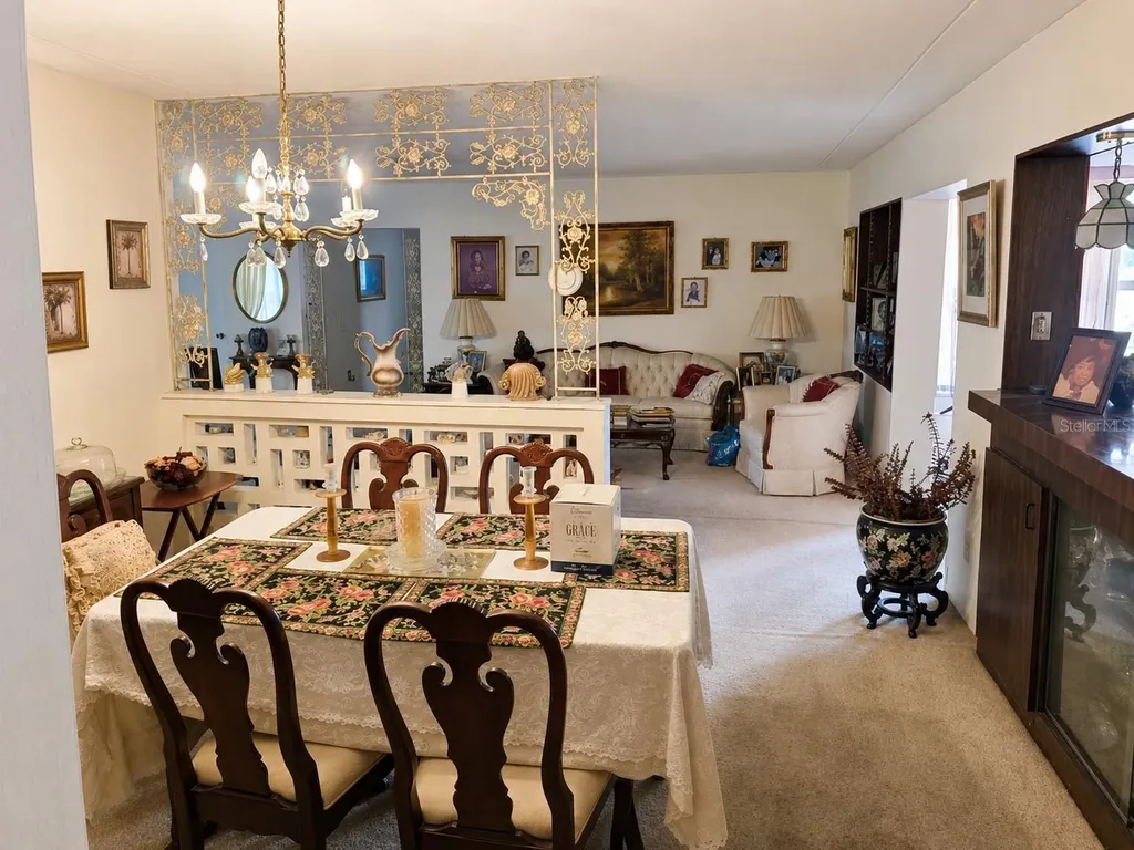 6035 7th Street S St Petersburg FL 33705