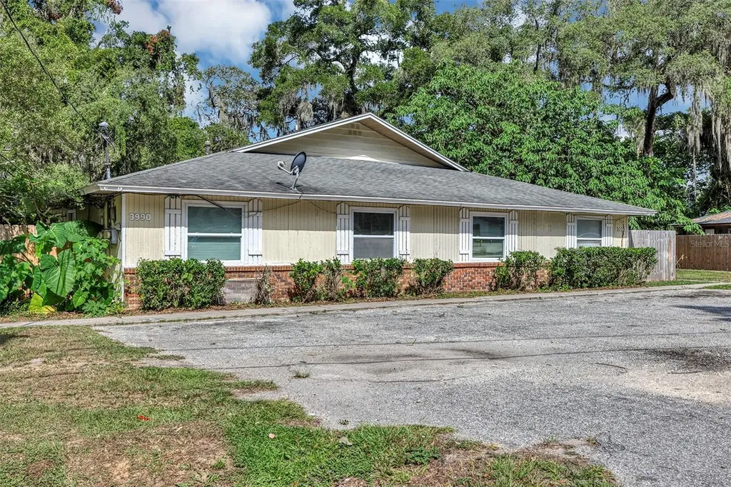 3990 SE 17th Court Ocala FL 34480