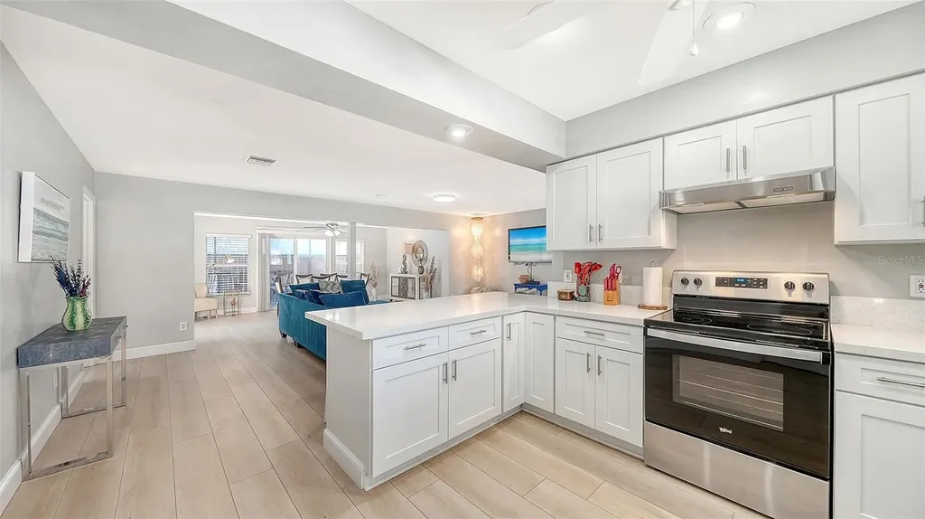 6515 Colonial Drive Sarasota FL 34231
