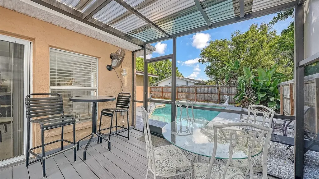 6515 Colonial Drive Sarasota FL 34231