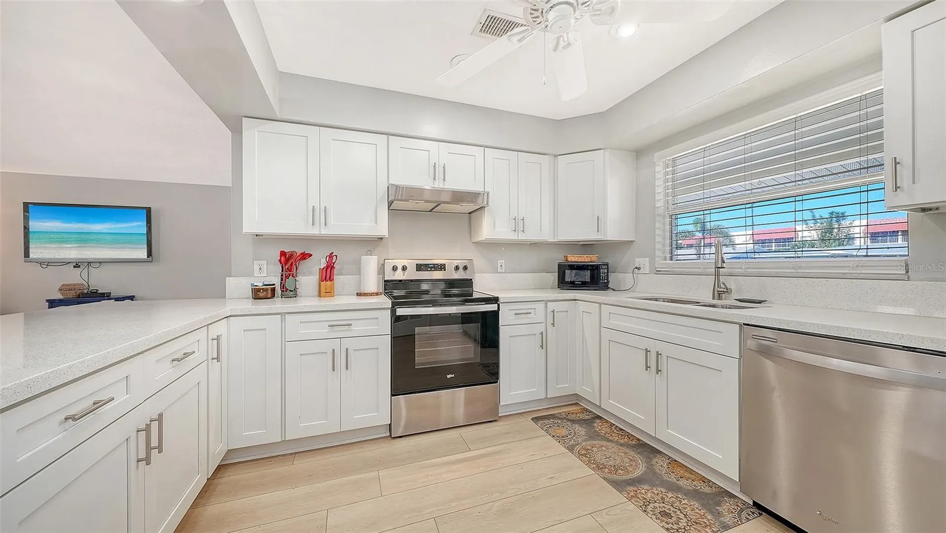 6515 Colonial Drive Sarasota FL 34231