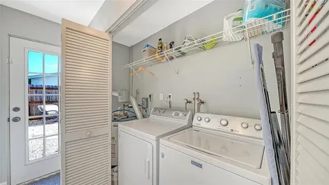 6515 Colonial Drive Sarasota FL 34231