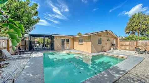 6515 Colonial Drive Sarasota FL 34231