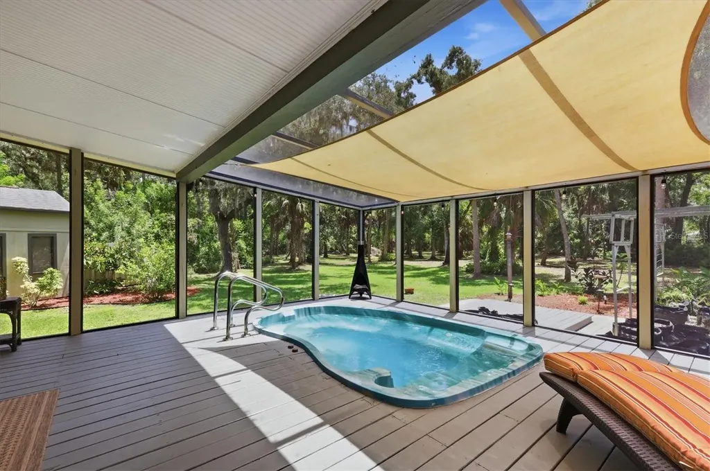 3805 62nd Street E Bradenton FL 34208
